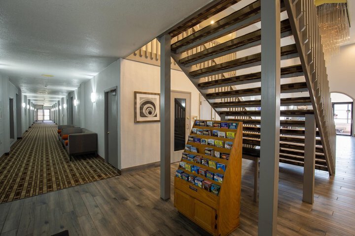 Quality Inn & Suites Portage Central