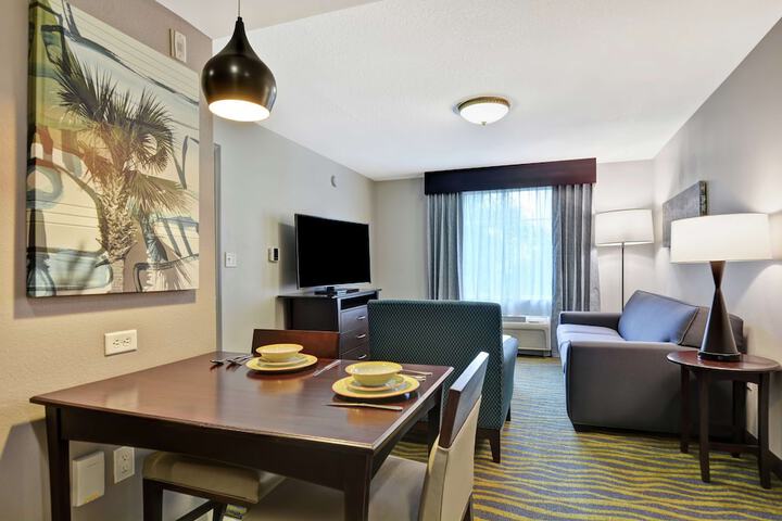 Room 22 of 53