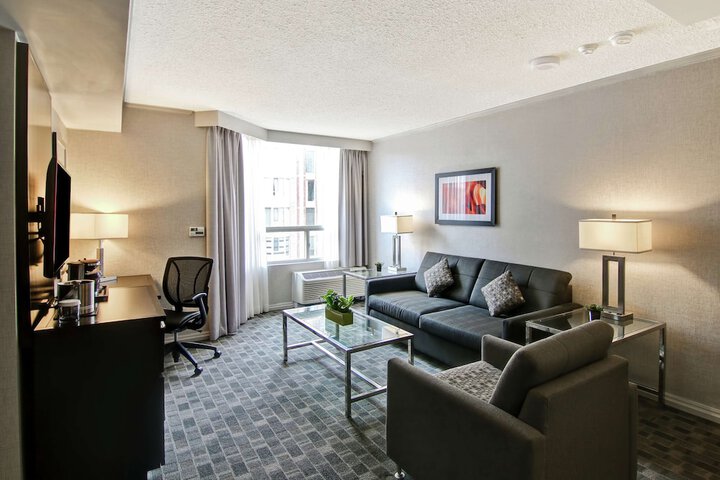 DoubleTree by Hilton Hotel Toronto Downtown