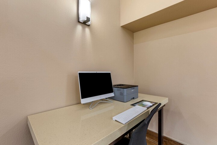 Business Center 49 of 50