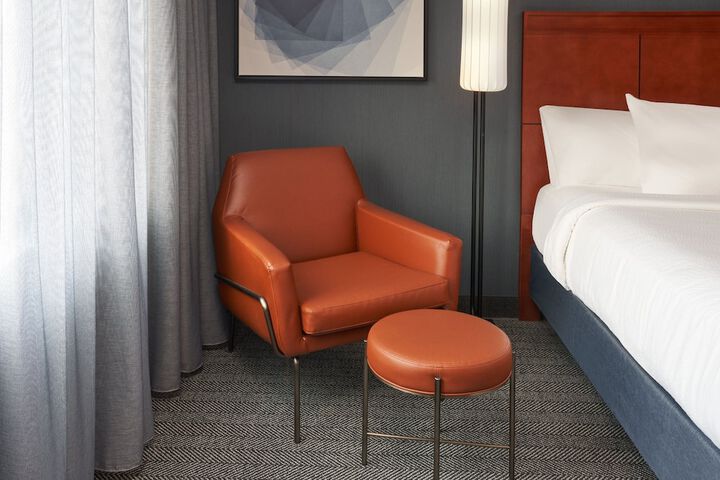 Room 25 of 47