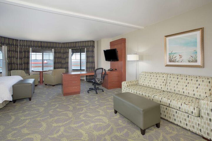 Room 49 of 80