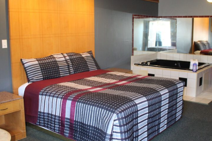 Room 92 of 99