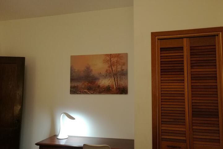 Room 27 of 56