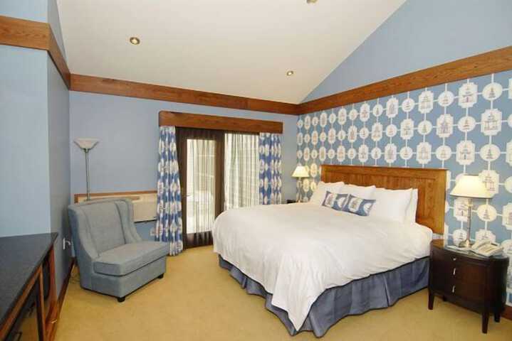 Room 18 of 46