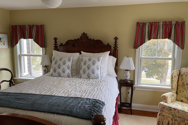 The Farmhouse Bed and Breakfast