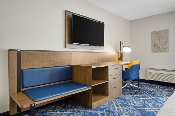Best Western Indian Oak