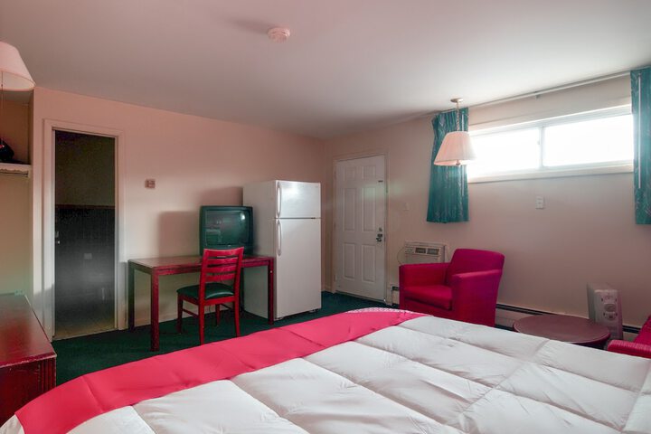 Room 17 of 29