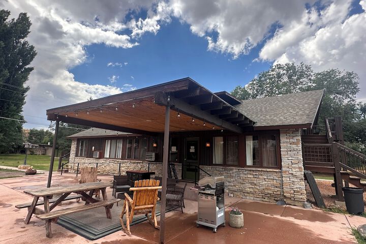 Moosehead Lodge & Cabins