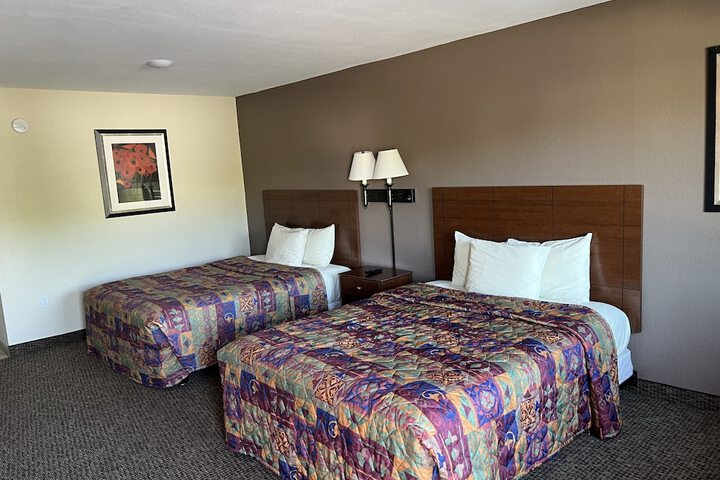Room 189 of 443
