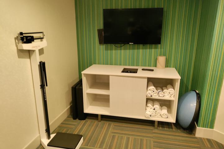 Holiday Inn Express Newberg - Wine Country by IHG