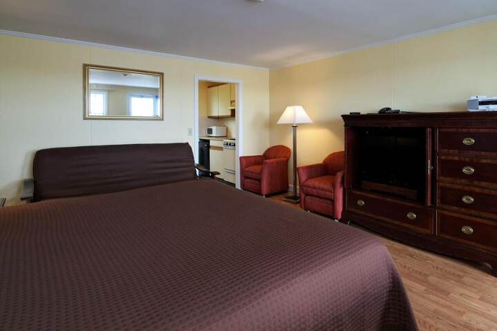 Room 11 of 29
