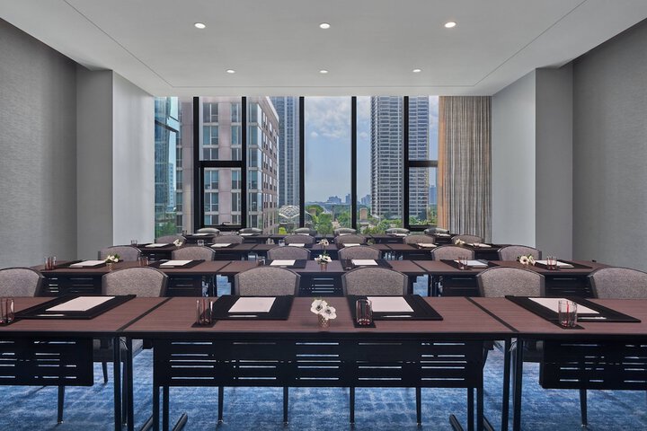 The St. Regis Chicago