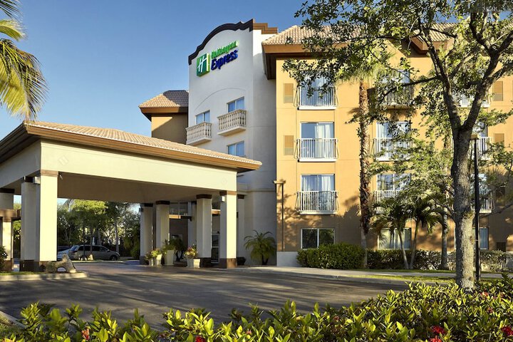 Hotel 3 of 62