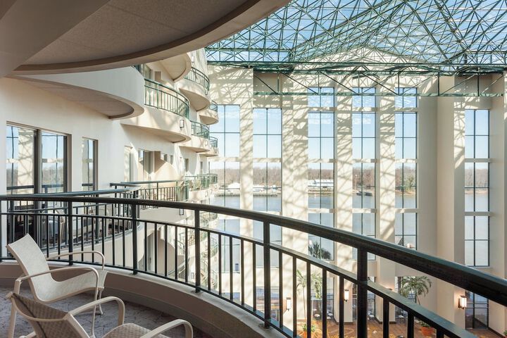 Marriott Savannah Riverfront