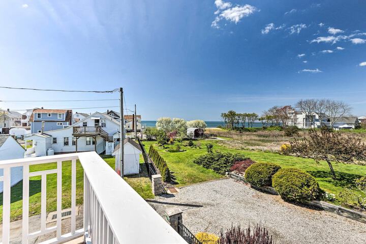 Westbrook Home w / Ocean Views - Walk to Beach