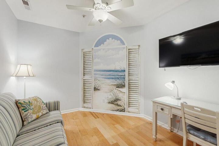 Bayside Resort -31568 Winterberry Pkwy. #305