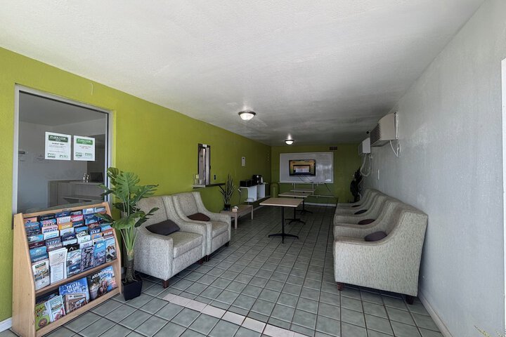 Parkside Inn by PHG - Sweetwater