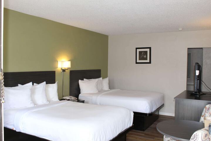 Baymont by Wyndham Front Royal Near Shenandoah National Park