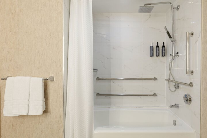 Room 20 of 86