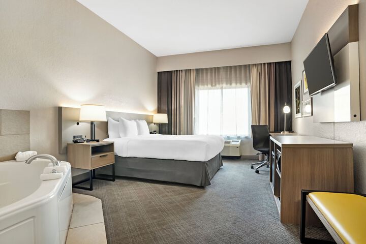 Comfort Inn & Suites Slidell - New Orleans Area