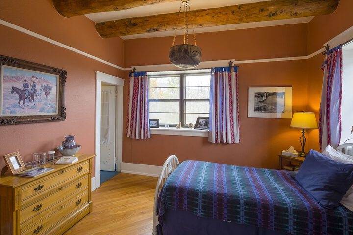 Room 19 of 35