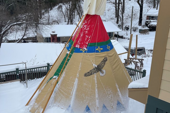 Mountain Aire Cottages Inn & Glamping