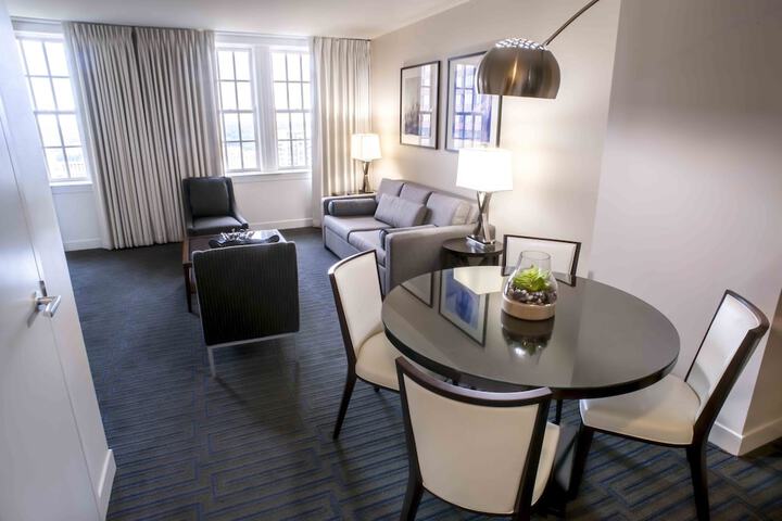 Room 14 of 52