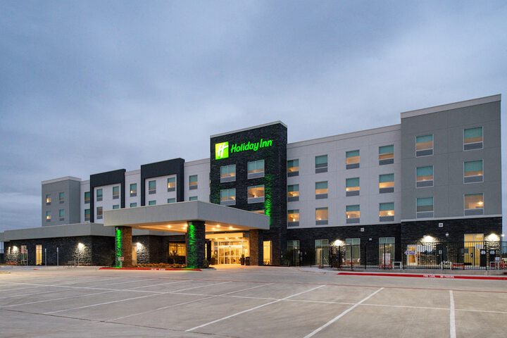 Hotel 14 of 82