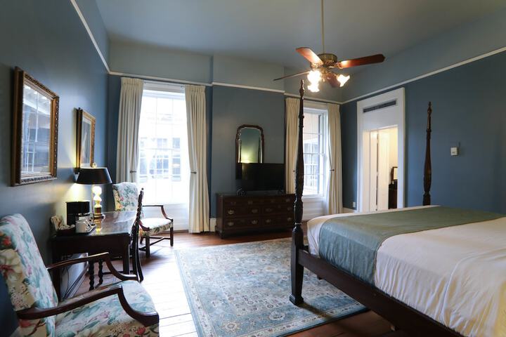 Malaga Inn