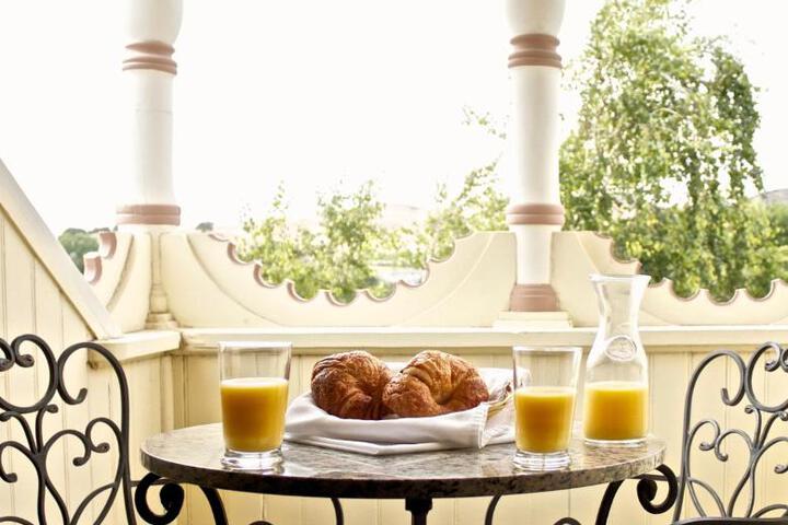 Victorian Mansion Bed and Breakfast Inn
