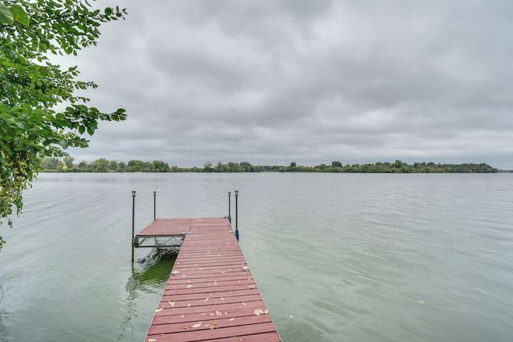 Hugo Home Direct Lake Access & Private Dock!