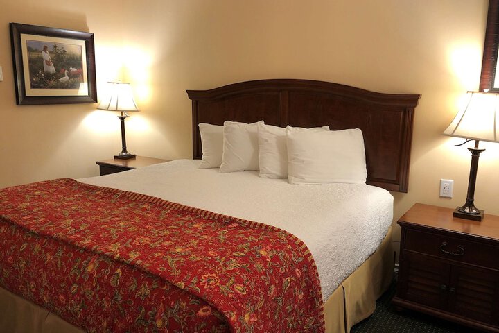 Room 12 of 37