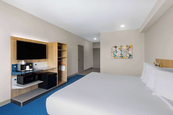 Room 20 of 41