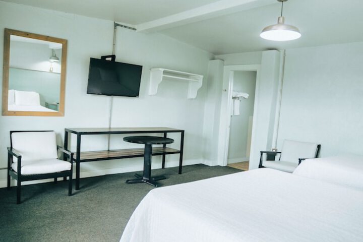 Room 18 of 26
