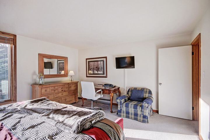 Room 22 of 30