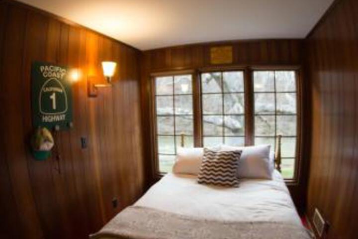 Knapps Creek Trout Lodge