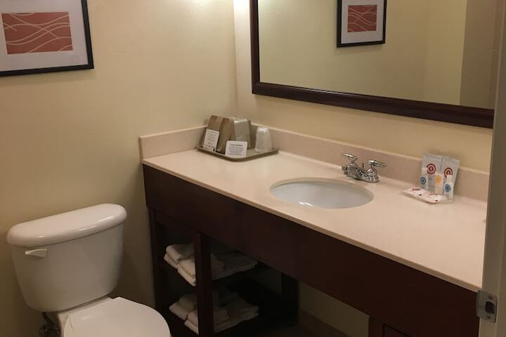 Room 25 of 47