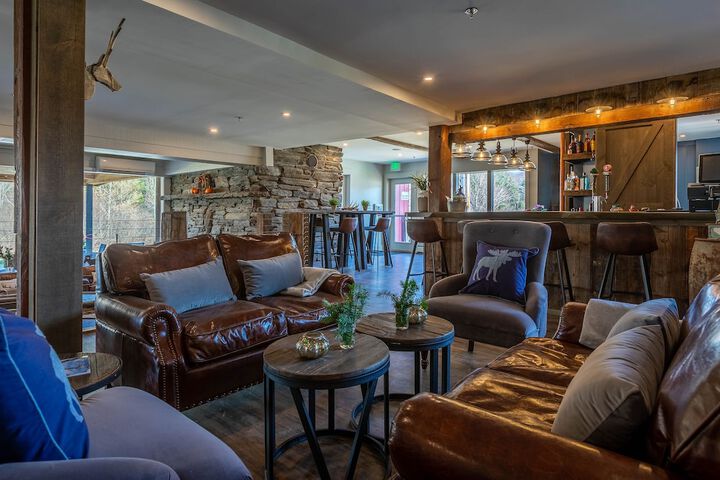 Mountain Meadows Lodge