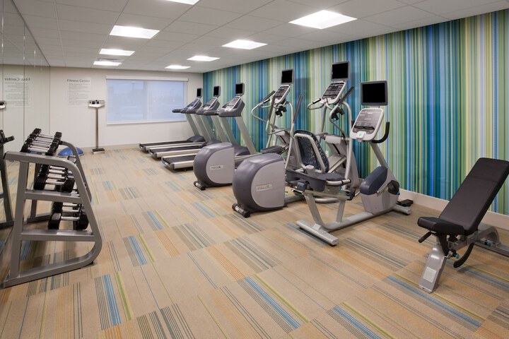 Holiday Inn Express & Suites Des Moines Downtown by IHG