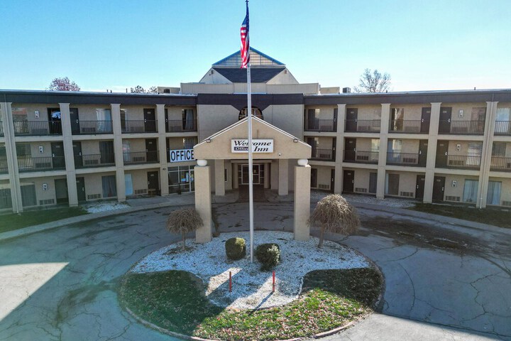 Welcome Inn - Blue Springs
