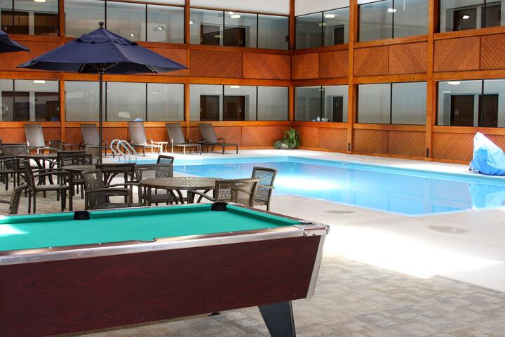 Barkers Island Inn Resort