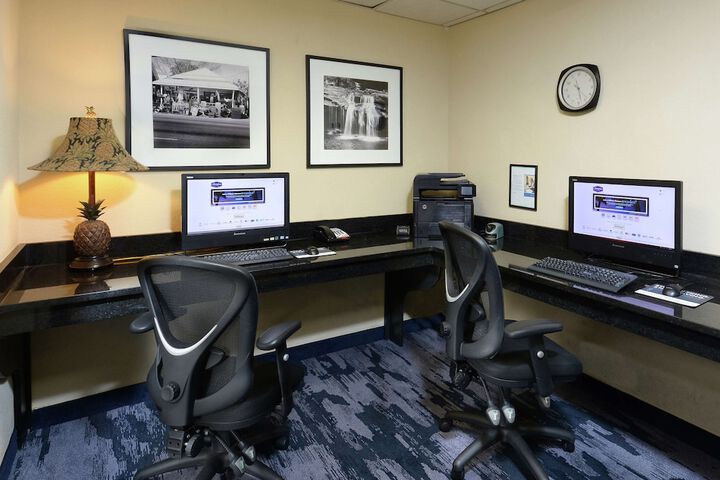 Business Center 53 of 54