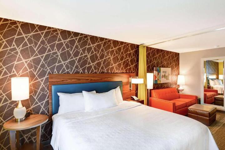 Home2 Suites by Hilton Green Bay