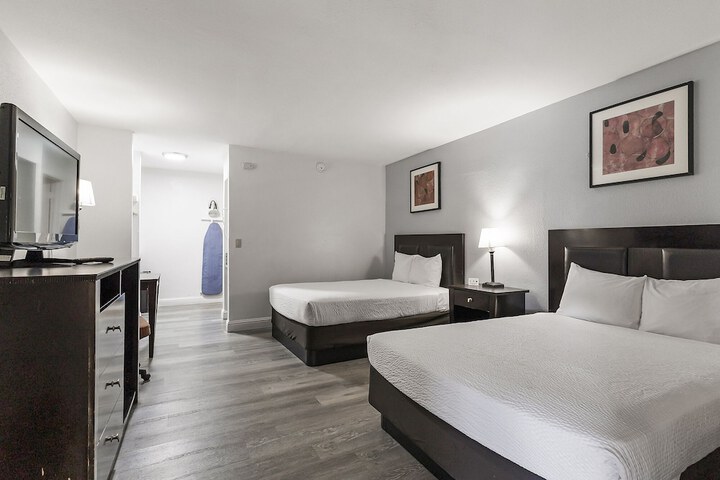 Room 41 of 73