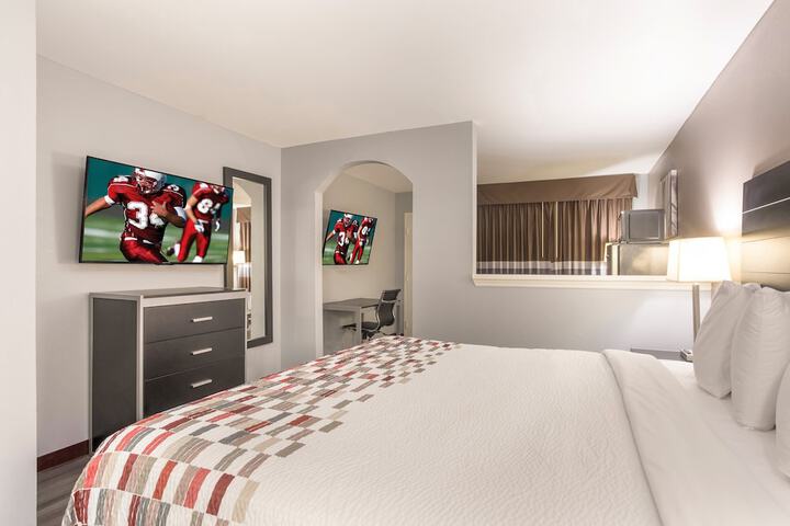 Red Roof Inn & Suites Athens AL