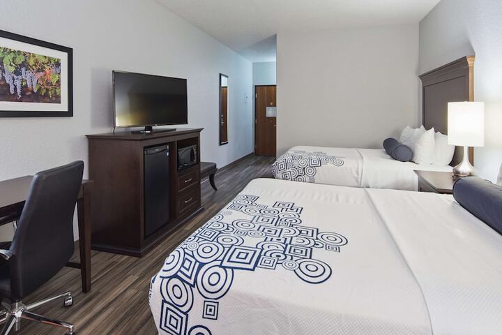 Room 14 of 25