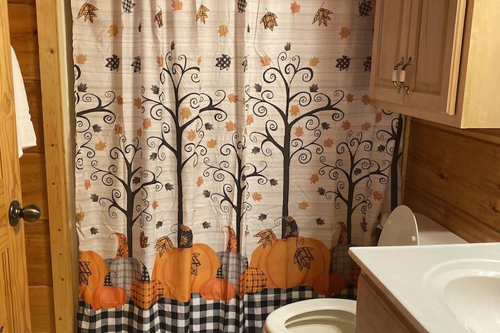 Room 45 of 66