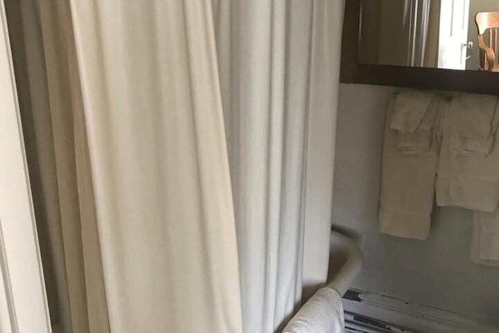 Room 47 of 67