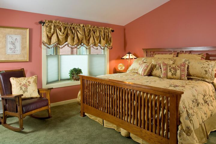 B. F. Hiestand House Bed & Breakfast